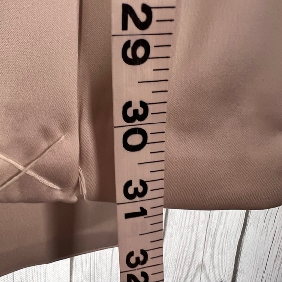 City Chic Rylie Jacket in “Oat” Satin Blazer L/20 - Picture 11 of 15